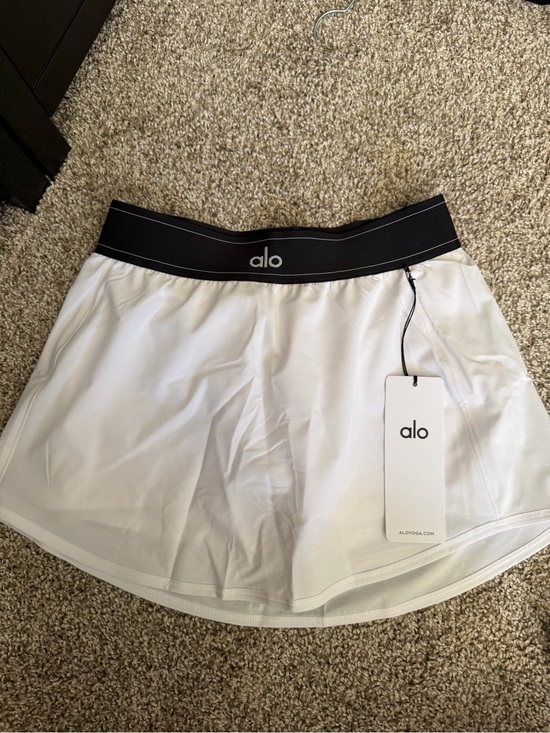 ALO Yoga Dresses & Skirts - ALO Yoga Match Point Tennis Skirt